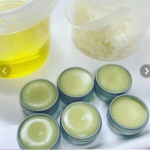 مرطب شفاه بالعسل